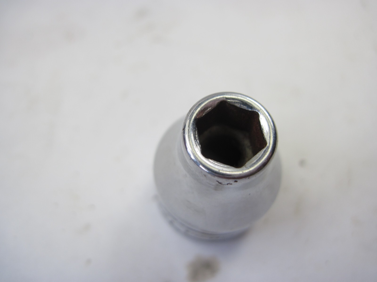Vintage Snap On 3/8″ Drive 1/4″ Shallow 6pt SAE Socket FS081 NICE