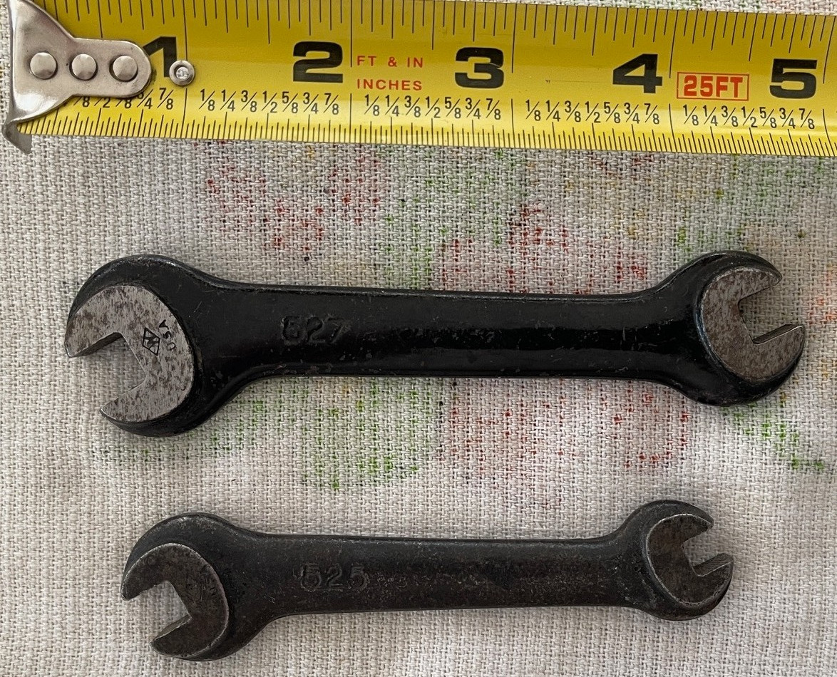 Vintage Williams 527 (5/16 x 3/8) & 525 (1/4″ x 5/16″) Wrenches Industrial Tool
