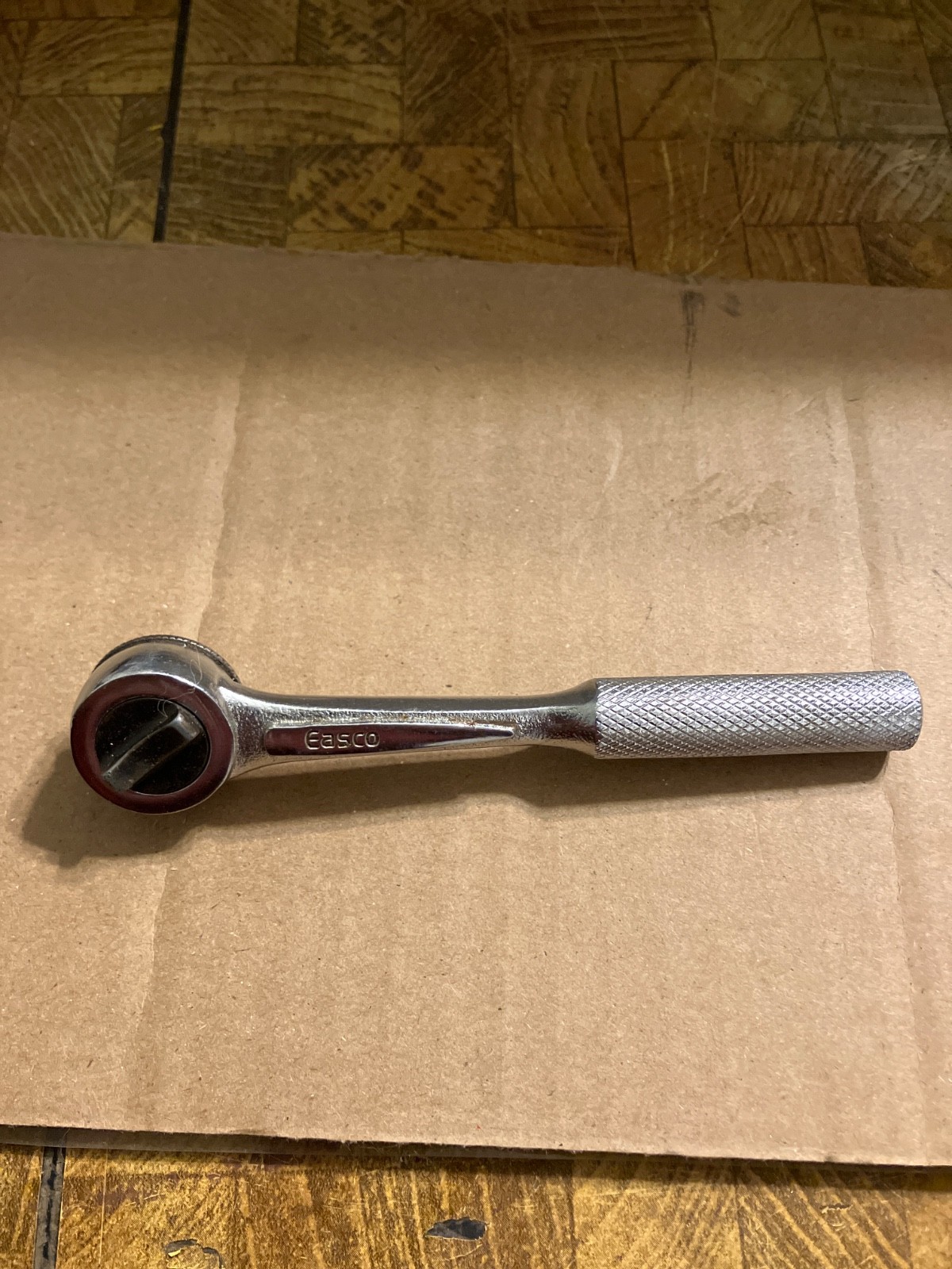 Vintage Easco 1/4 Ratchet 711106 length 5-1/4 in