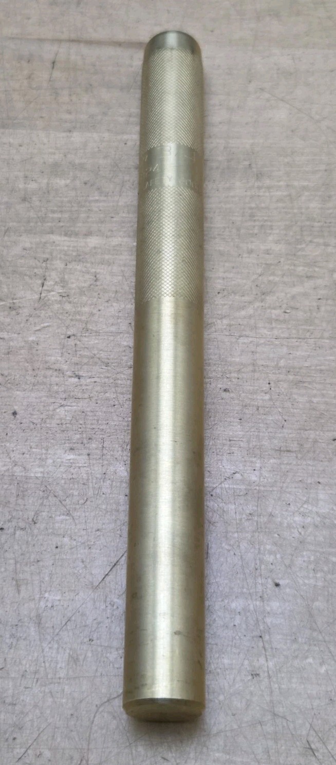Snap On PPB824 – 8″ Long 3/4″ Diameter Knurled Brass Drift Punch Nice