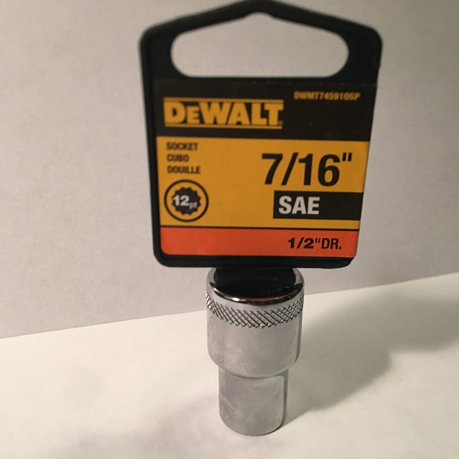 DeWalt 7/16″ x 1/2″ Dr Standard Polished Chrome Socket 74-591D 12Pt Free Ship