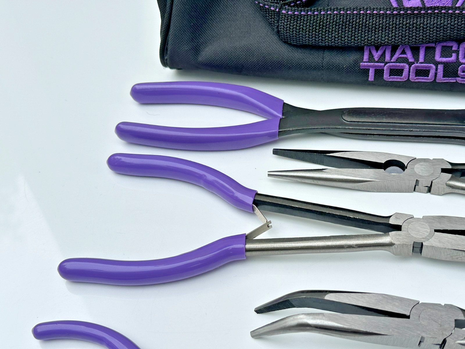 Matco Tools 8pc SPLR8P PURPLE Long Reach & Mini Pliers Set w/ Duffle Bag (NOS)