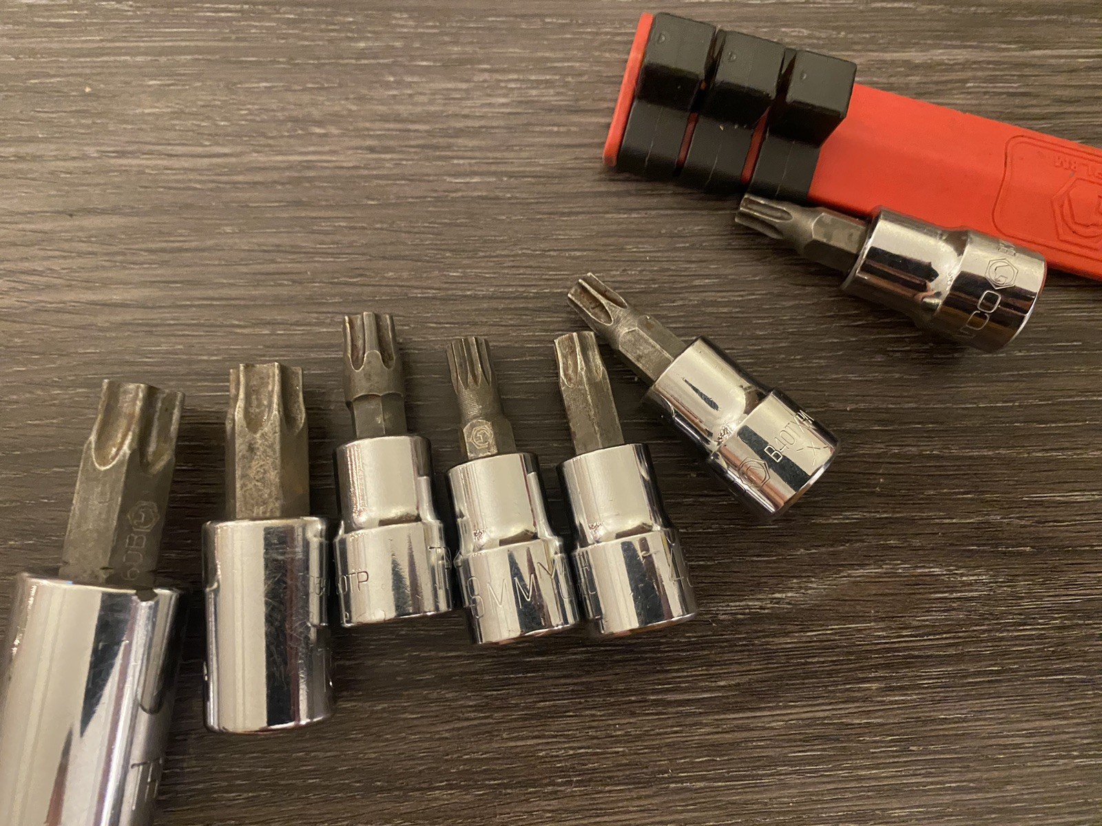 7pc Lot Matco Tools Torx & Bit Sockets 3/8″ & 1/2 Drive & 8mm- Rail – Ratchet