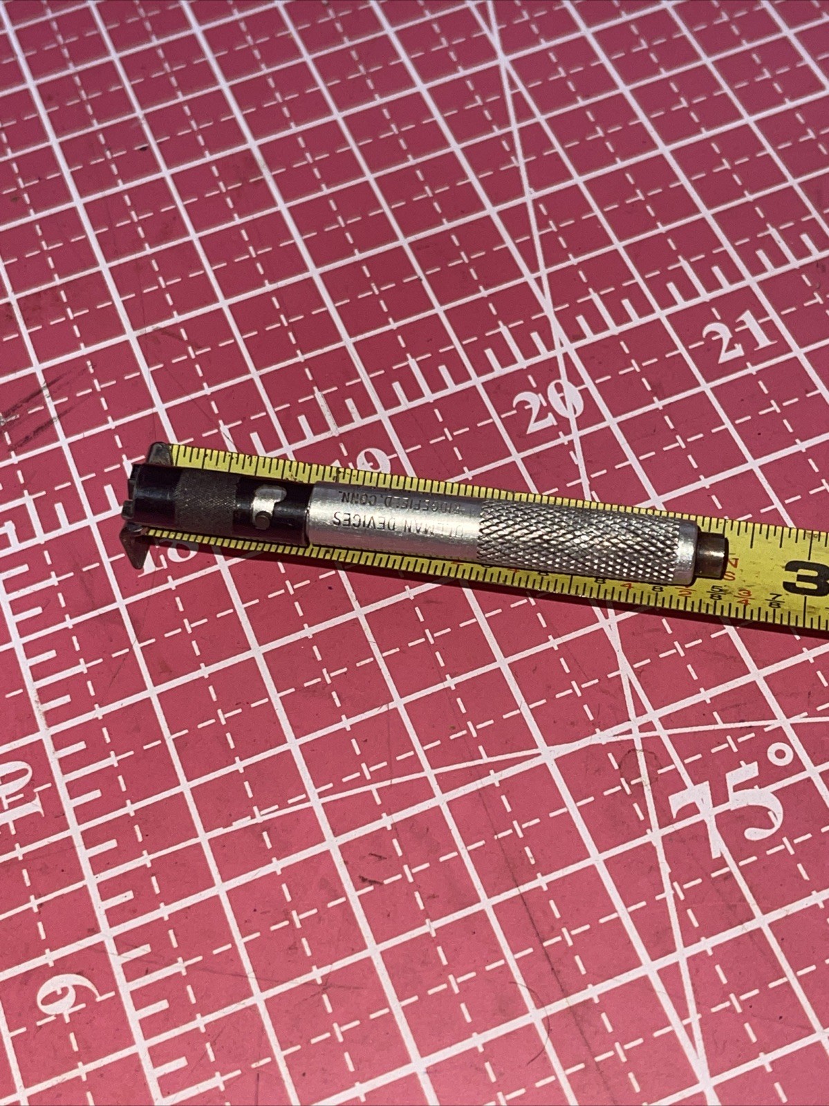 Ullman Devices USA D1 Screw Starter Magnetic Pick Up Tool Magnet 2-5/8 Long D-1