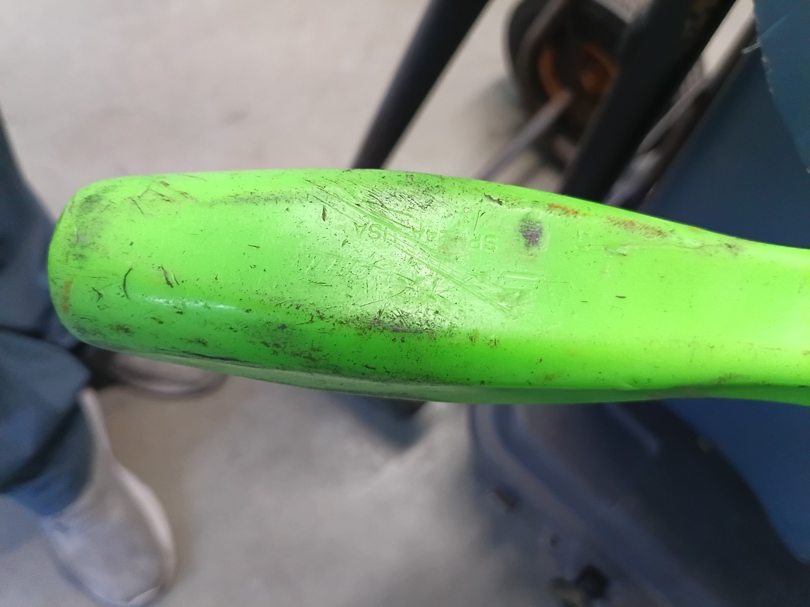 Green Snap On 24 inch pry bar Popular Color Lifetime Warranty