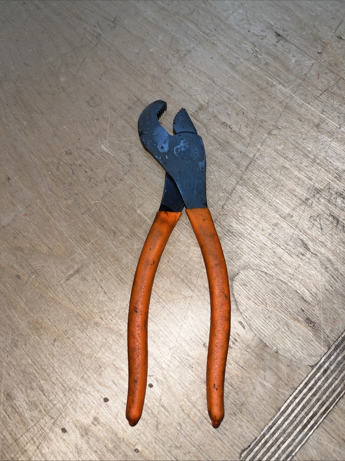 Matco PBN307 Battery Terminal 7″ Pliers made in USA Orange Handle