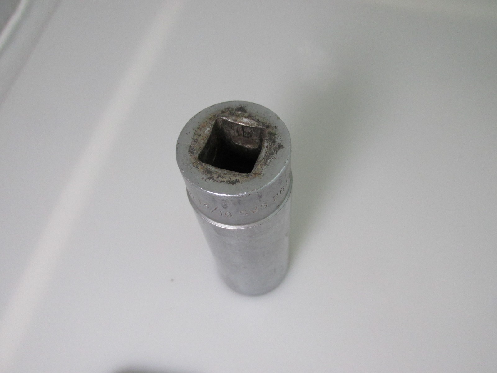 Snap On 13/16″ SVS261 Deep Socket Half Inch Drive 12 Point SAE Mechanic Tool