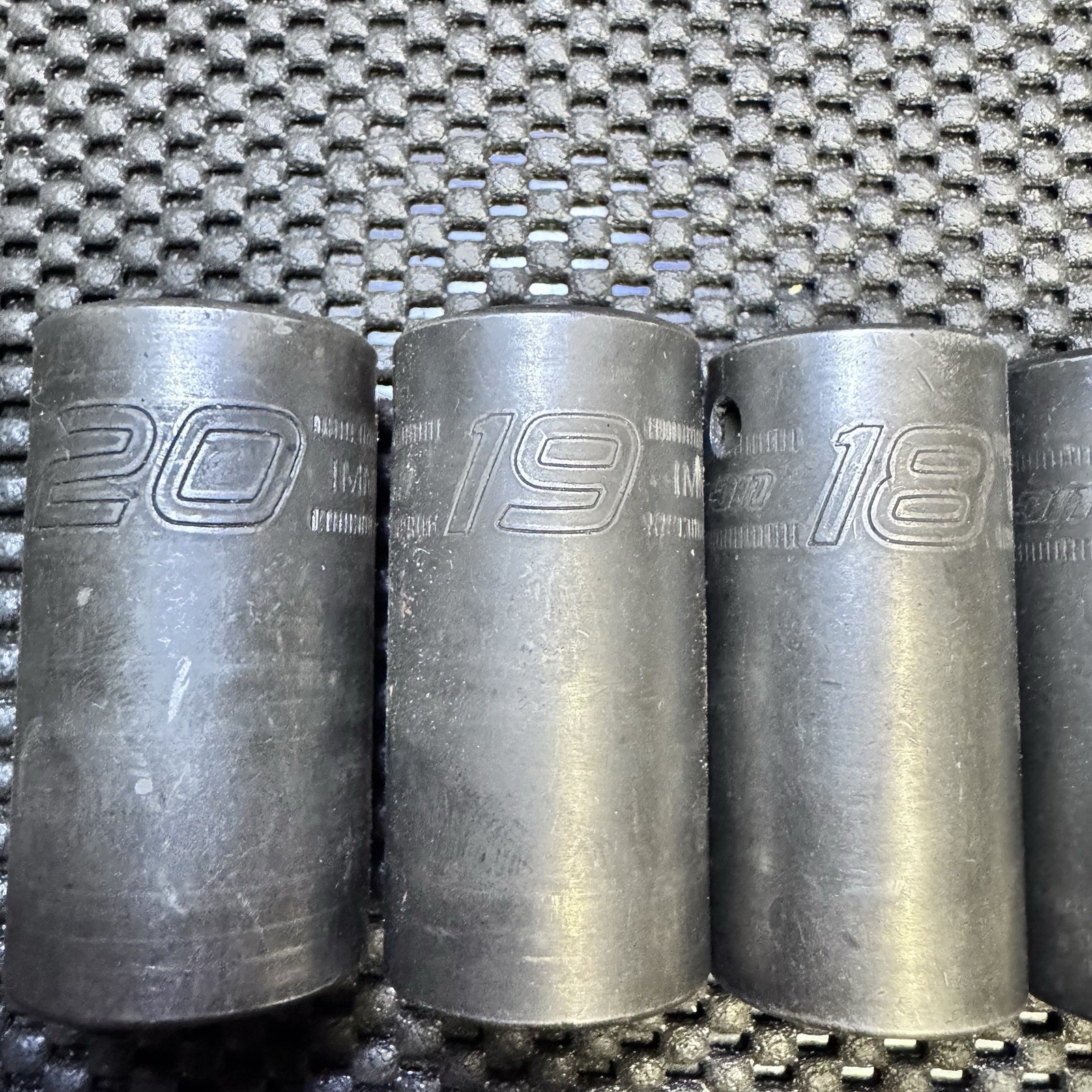 Snap-on Tools 1/2″ 6-POINT Metric 15mm-20 Mm Impact Socket IMMS150-IMMS200