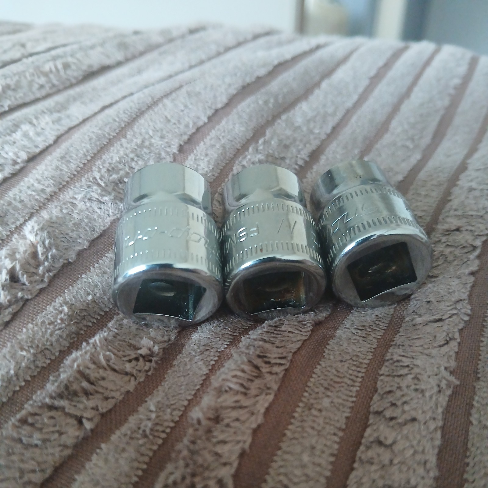1x Snap-On 3/8″ Dr. 6-Point Shallow Socket 11mm FSM111