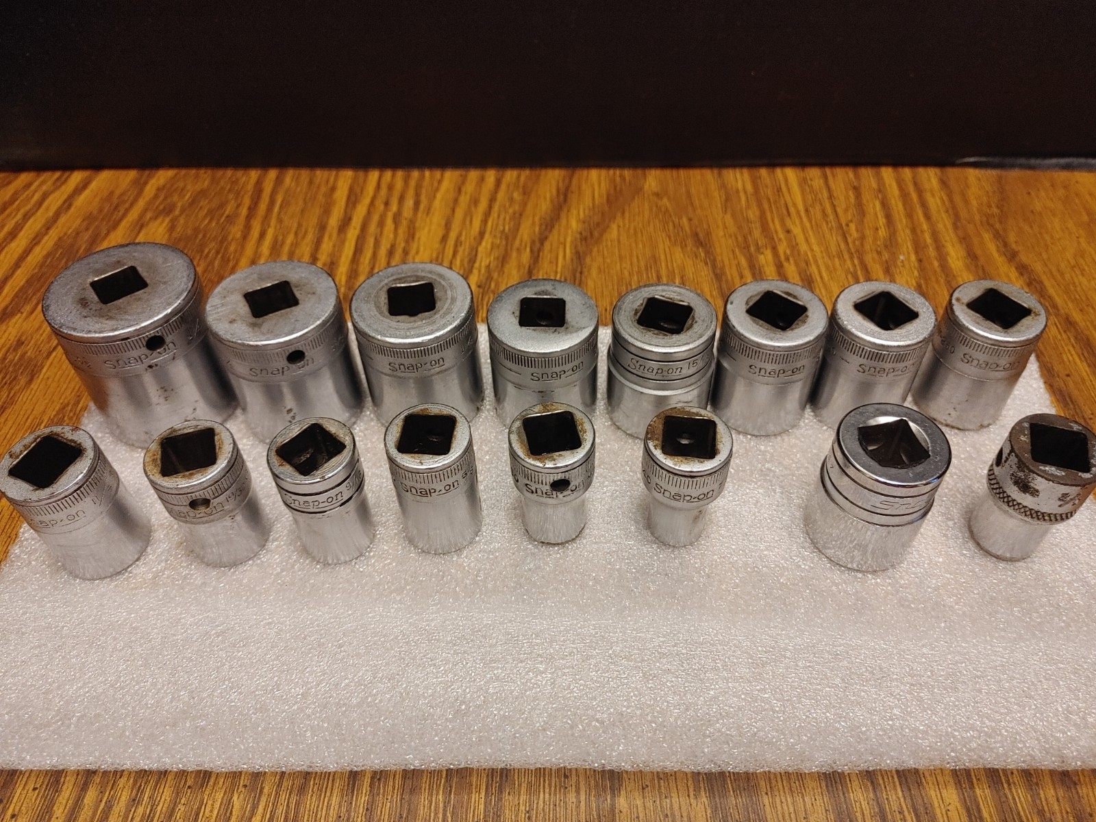 Vintage SNAP ON 15pc 12pt 1/2” Drive Socket Set 7/16 to 1-1/4″