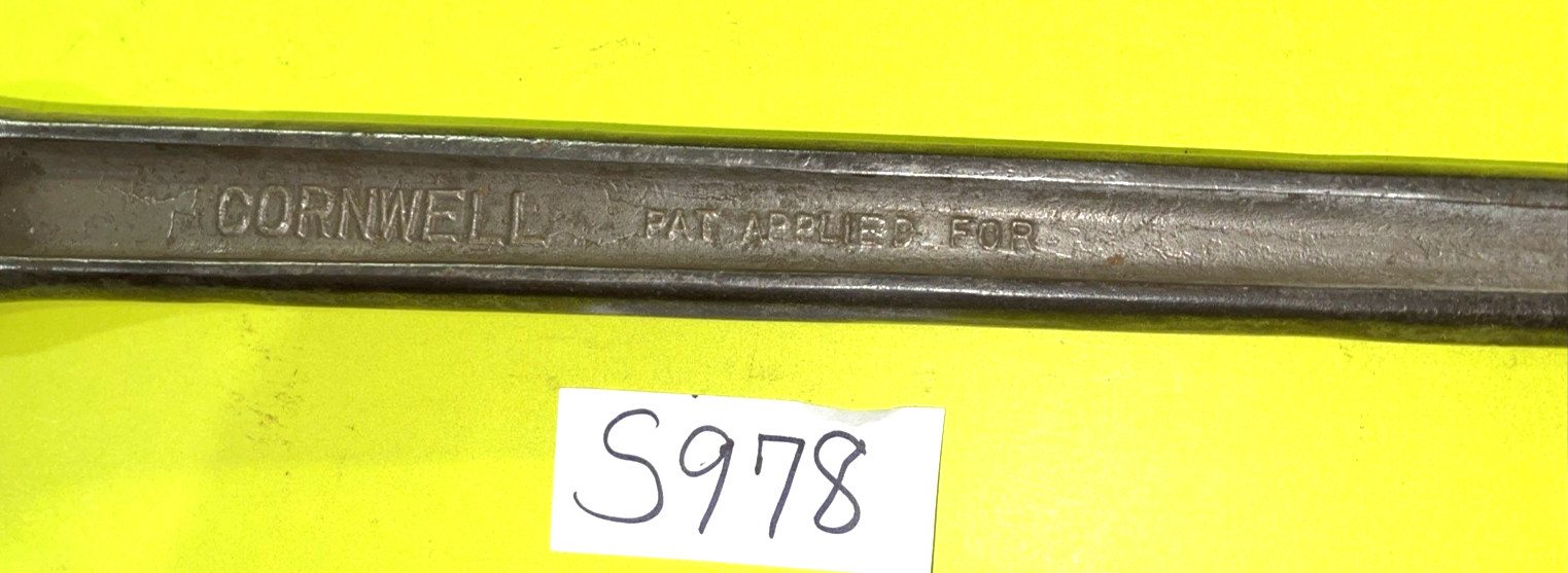 CORNWELL TOOLS VINTAGE 3/4 DRIVE RATCHET 20 INCH HAS ON OFF PUSH TYPE NUB