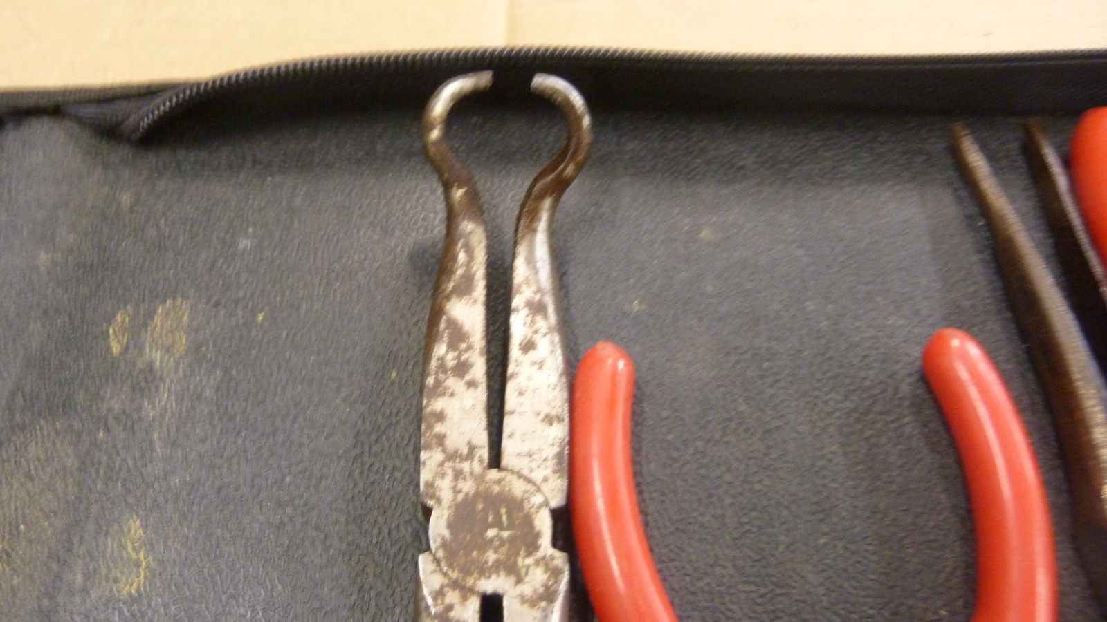 Mac Tools 9Pc Combination Pliers Set WITH CASE.
