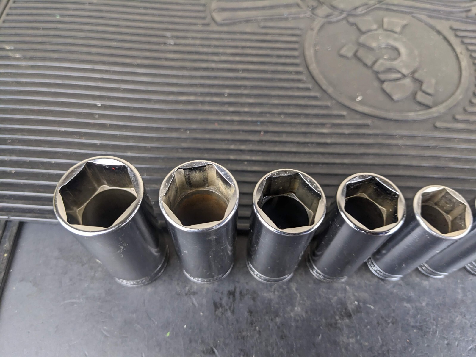 #bg228 Snap on Tools 211SFSY 3/8″ Drive Deep Chrome Socket Set Socket Set