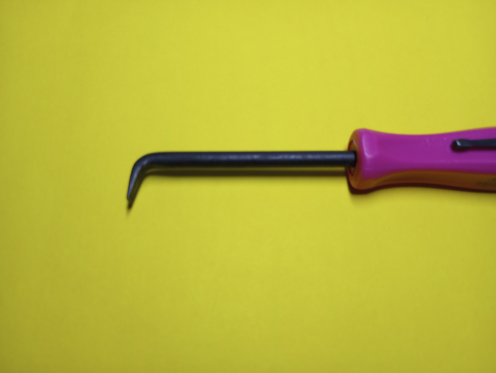 *New* Snap-on Mini Pocket Prybar 90° (Electric Pink) MAGNETIC TIP