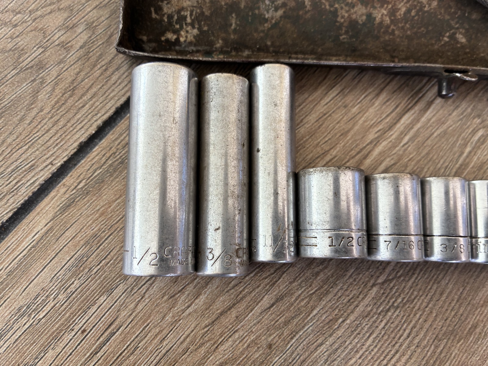 Vintage 6pt Sears Craftsman USA =V= (Flying V) 1/4” Drive Socket Set & Box