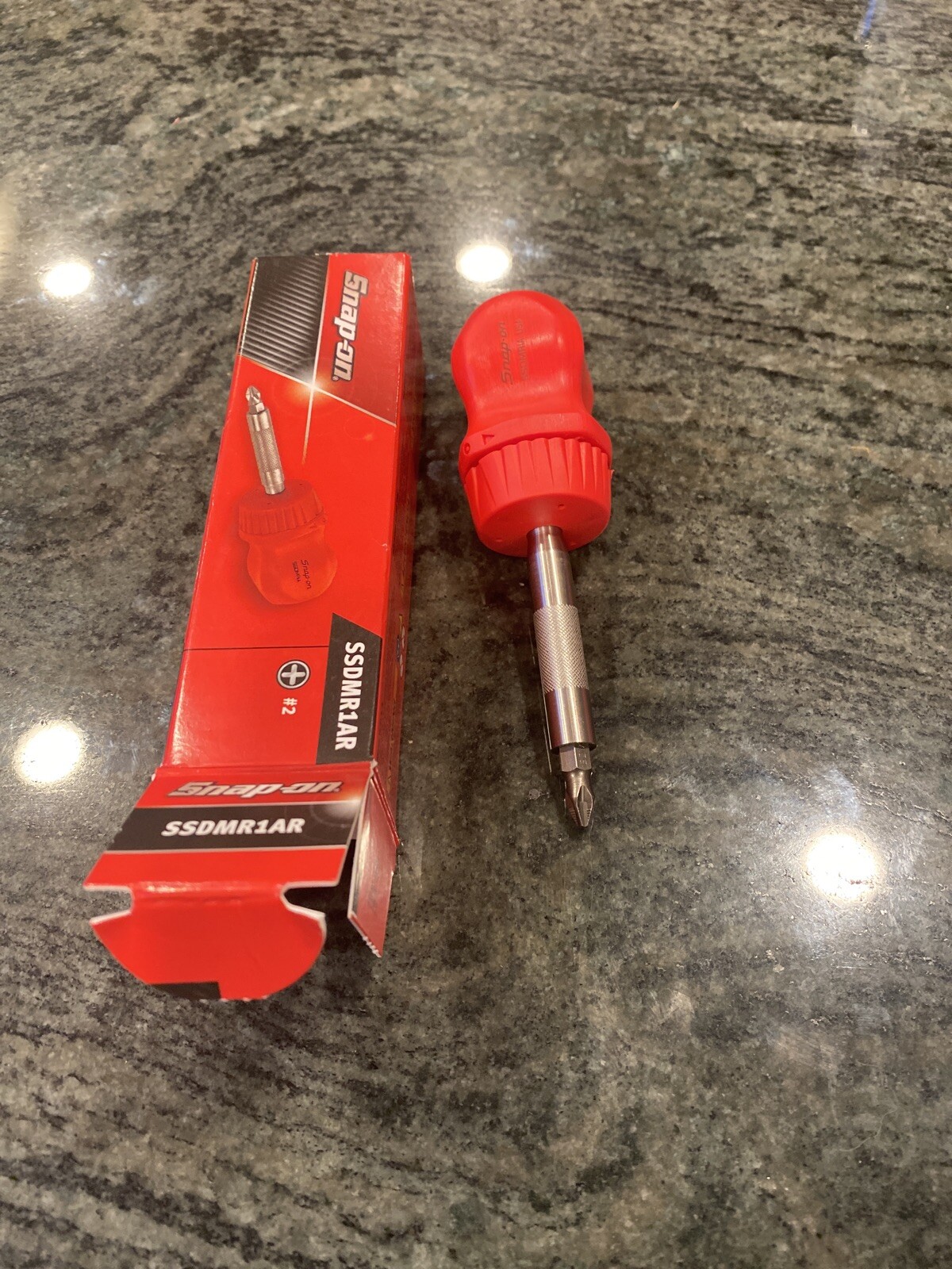 Snap On ssdmr1ar ratcheting stubby hard handle screwdriver with bit red
