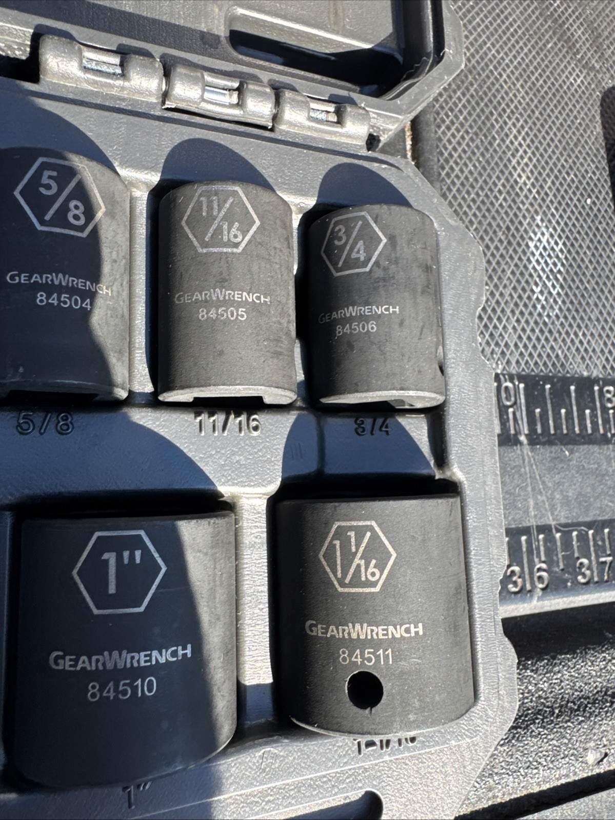 Gearwrench 12 pc SAE 1/2″ drive Impact Socket Set 3/8 to 1-1/16″ w/ Case #84931
