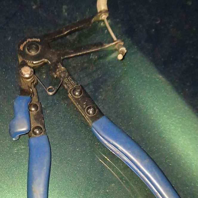 Vintage Astro Pneumatic #94093 Multi-Cable Hose Clamp Plier Made In Taiwan