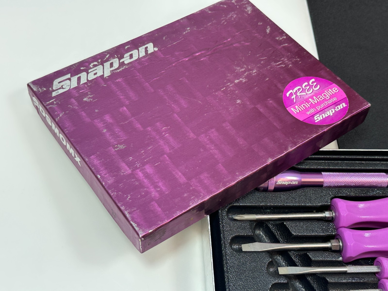 Snap-on Tool USA SDSMOMX RARE 7pc LIGHT PINK Hard Handle Screwdriver Set Maglite