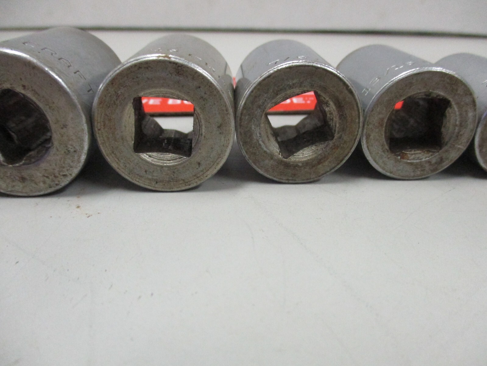 Craftsman 13pc =V= Series 1/2″ Drive 12 Point SAE Socket Set 7/16 to 1-1/4