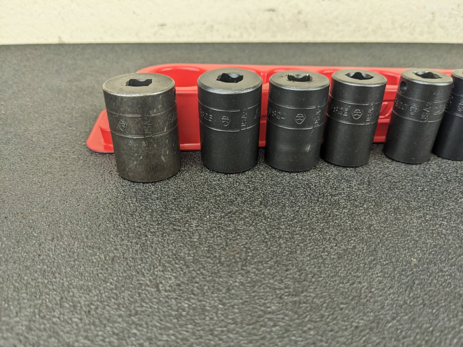 #bo717 Snap-on 210IMFSYA 5/16″-7/8″ 3/8″ Drive 6pt Semi-Deep Impact Socket Set