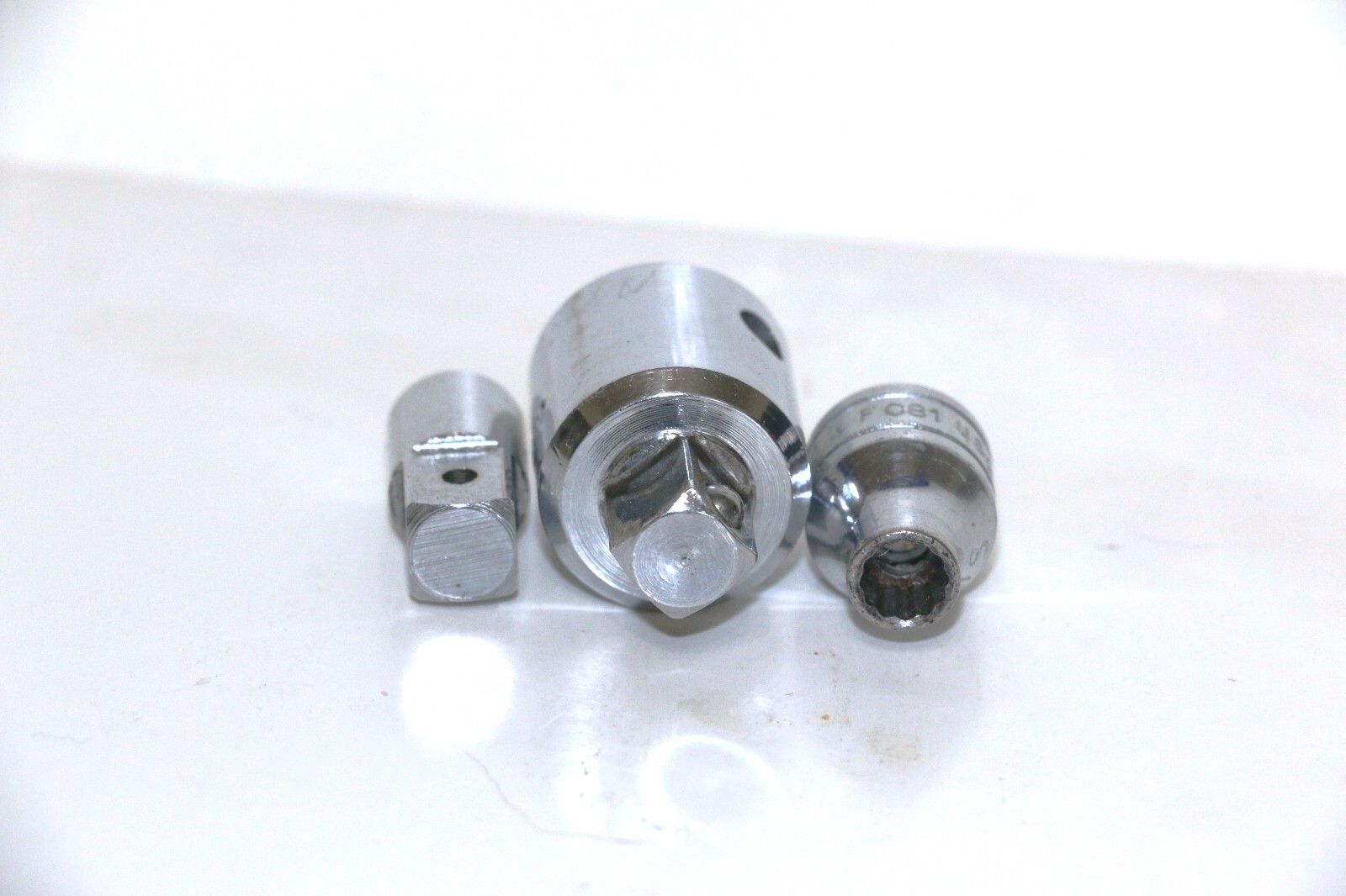 2 SNAP-ON,1 MAC SOCKETS – 2 ADAPTERS AND ONE 1/4″ SOCKET