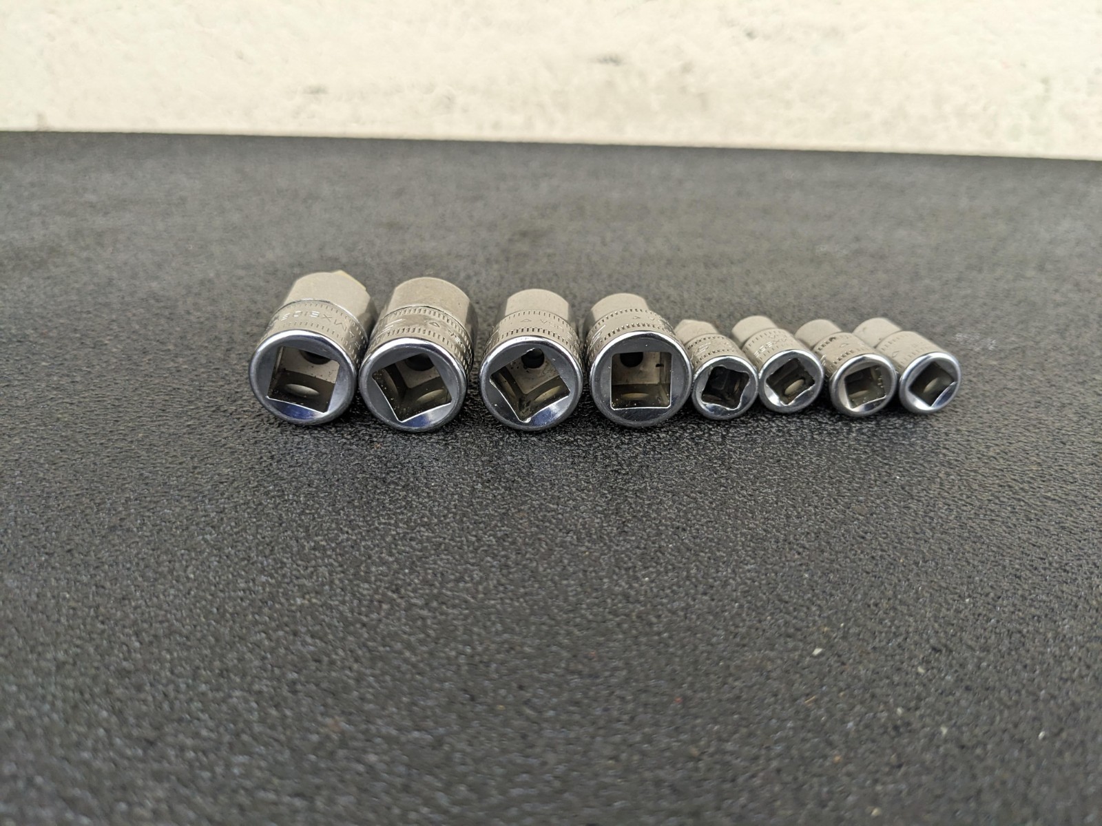 #bp418 Snap-on 1/4″ 3/8″ Drives Stubby Metric Hex Socket driver Set 208EFTAMXSY