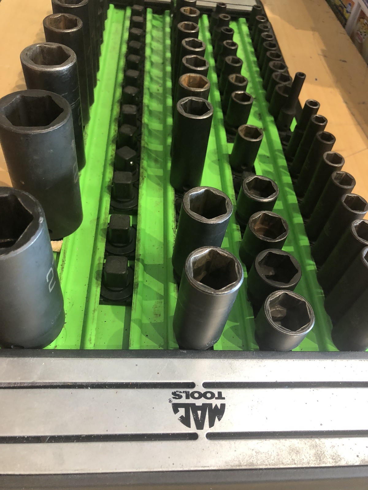 Mac Tools Multi Size Twist Action Socket Tray With Many Sockets (var Brands)
