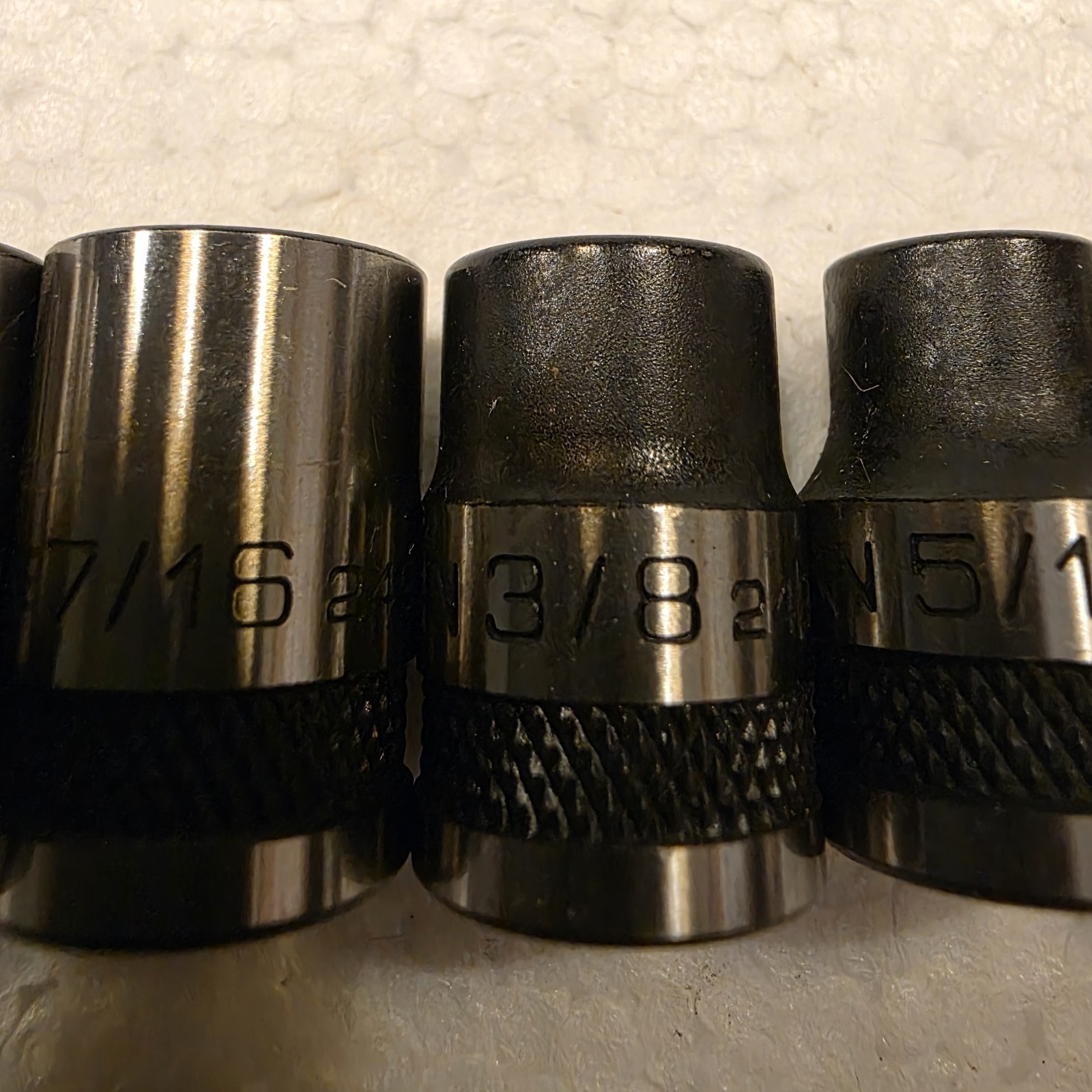 Craftsman Ratchet Socket Set 3/8″ Drive 24963 19 Peice SAE & Metric Black Oxide