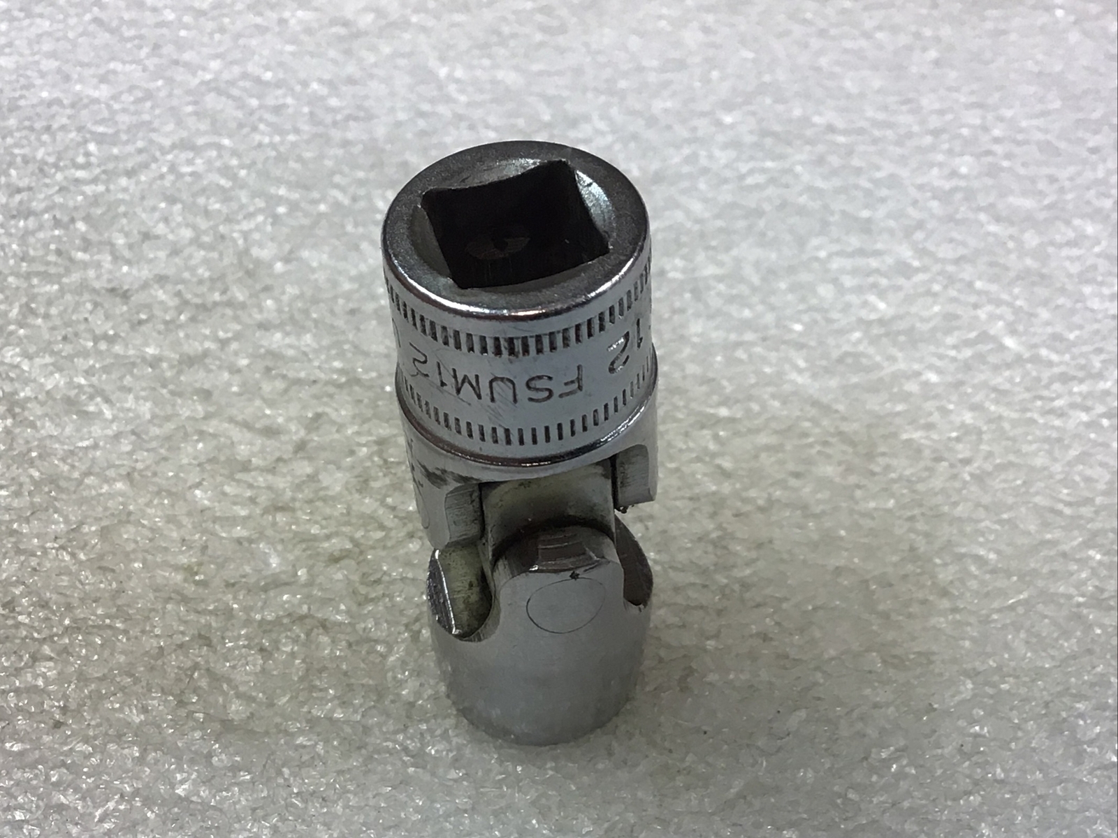 Snap On#FSUM12- 12 mm,Metric, Chrome, 3/8″Dr., 6Pt., Swivel,Universal Socket-USA