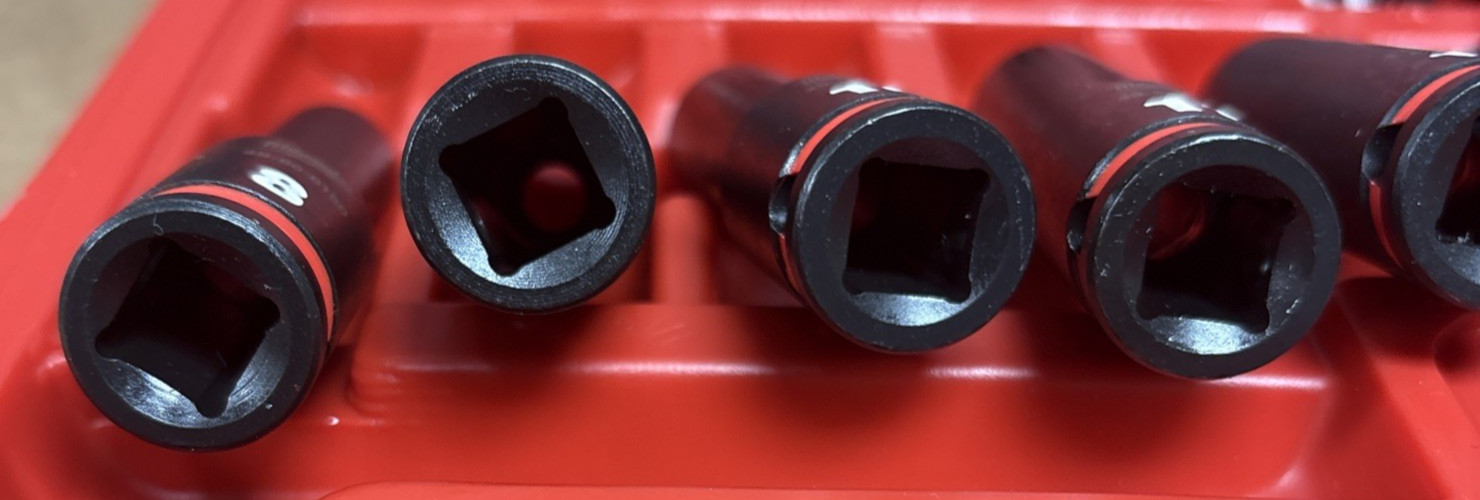Milwaukee 3/8 Inch Drive SAE and Metric 6 Point Impact Socket Set (42-Piece)