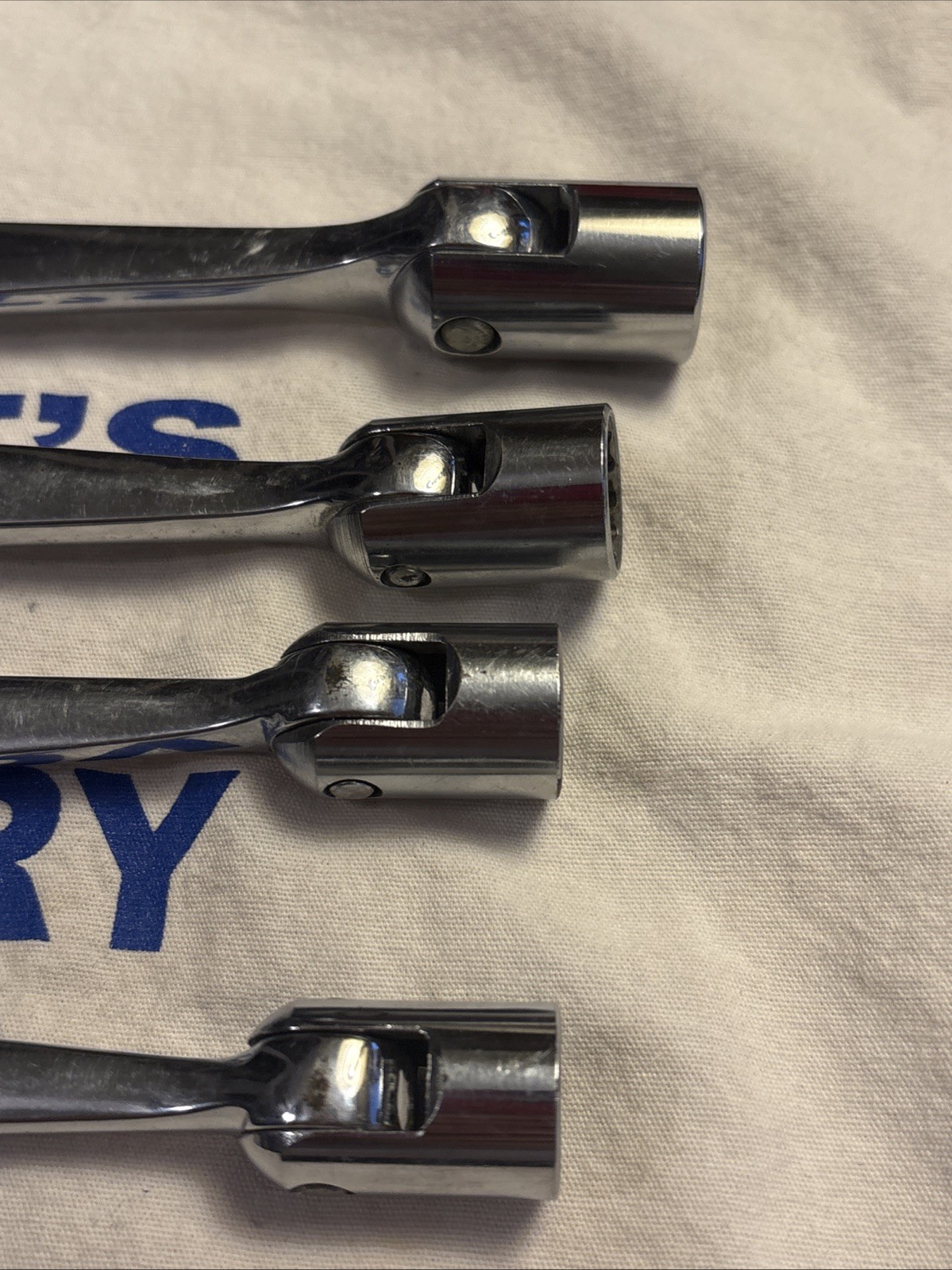 Snap-on 12 13 14 15MM Metric 12pt Swivel Flex Head/Open End Combo Wrench Set