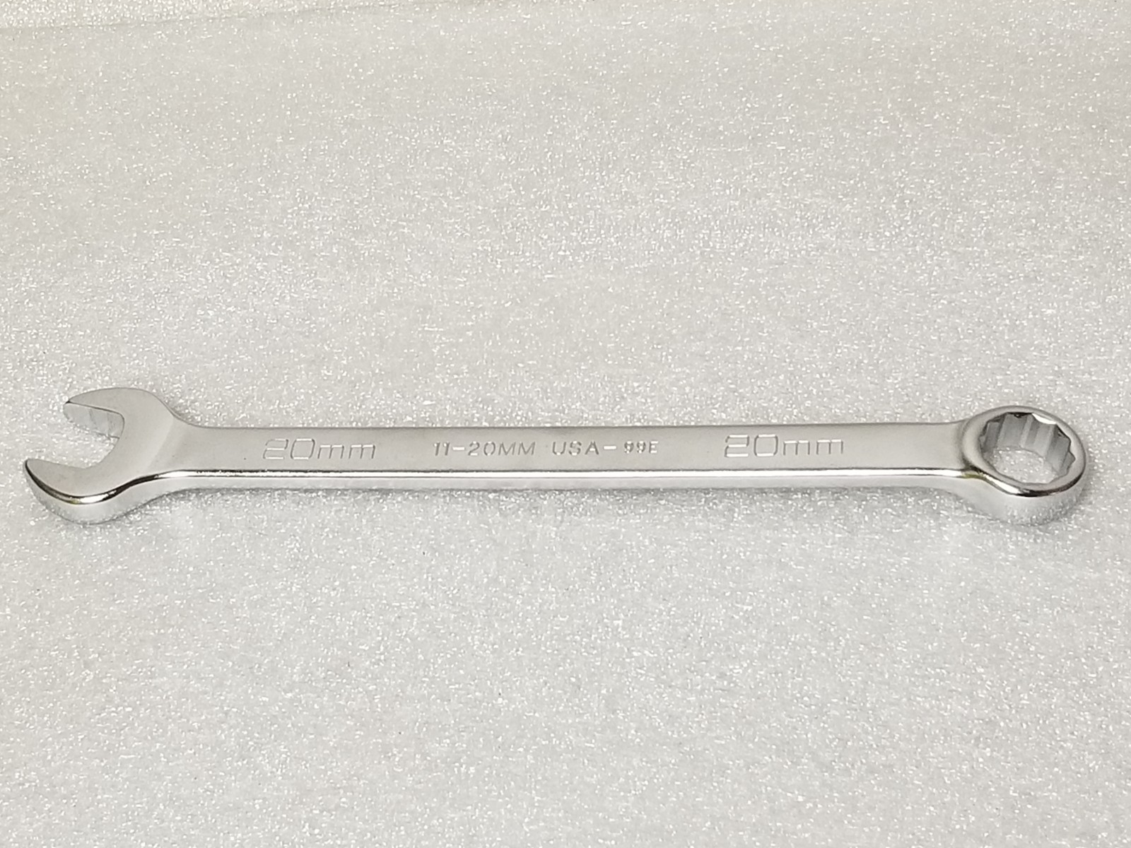 Wright 11-20MM Combination Wrench 20mm 12-Pt 10-1/2″OAL Satin Chrome Made in USA