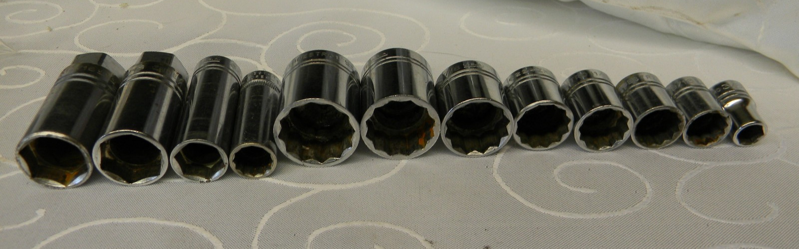 INDESTRO 3/8″ DRIVE 14PC RATCHET/SOCKET MIXED SET MADE IN THE USA