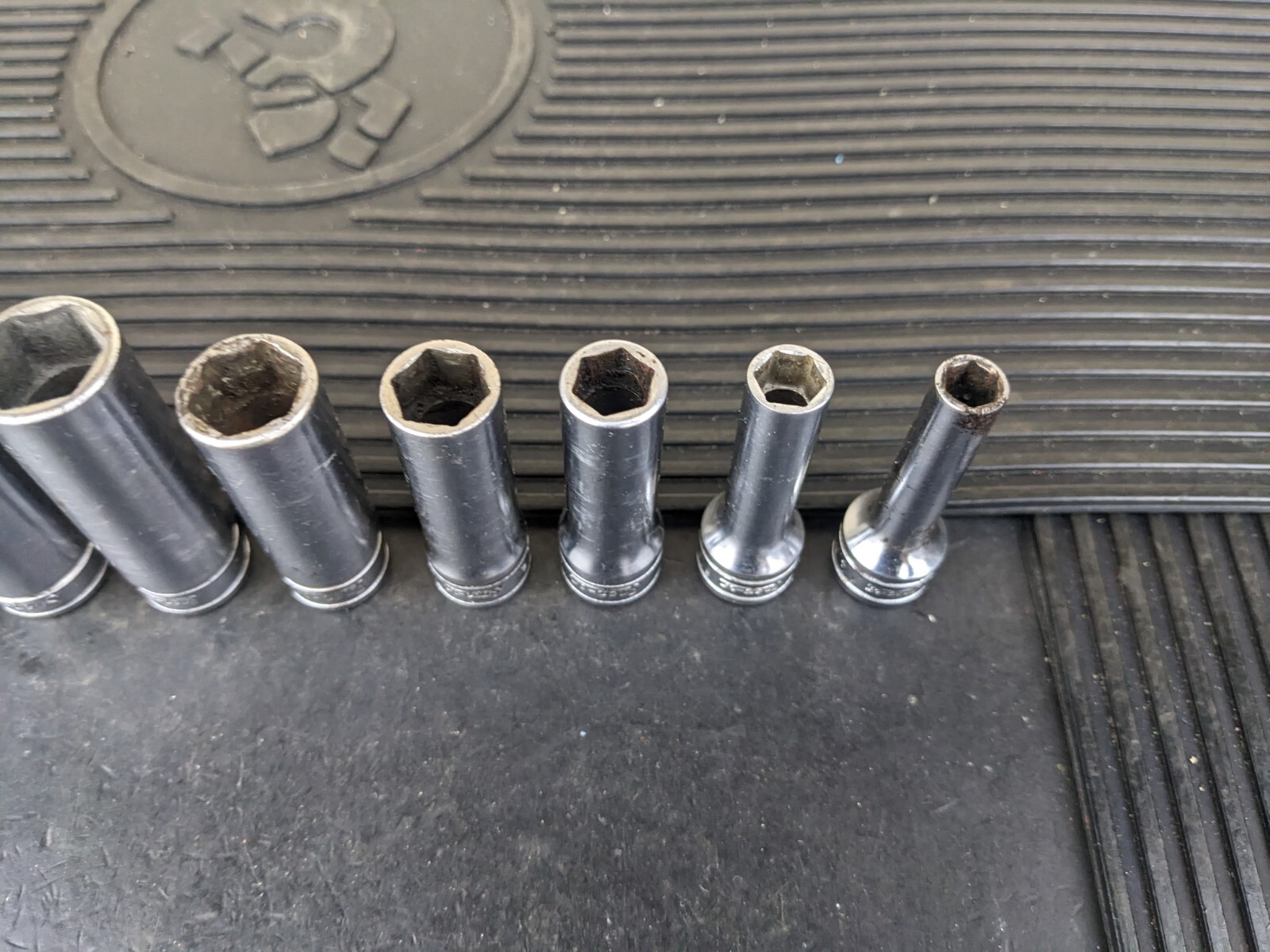 #bg232 Snap on Tools 211SFSY 3/8″ Drive Deep Chrome Socket Set Socket Set