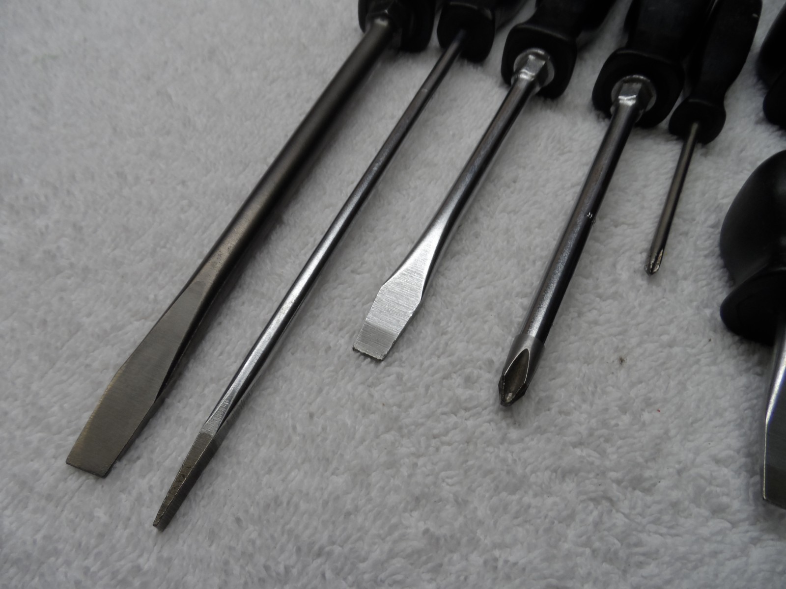 Snap-On 3 Phillips 6 Slotted Screwdriver Set. made in USA (Black) – 9 pcs