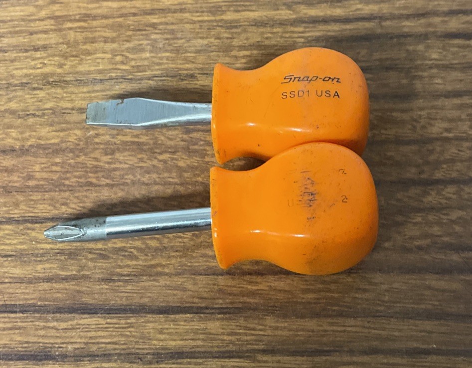 Snap On Bright Orange Stubby Screwdrivers USA SSDP22 Phillips and SSD1 Flat Head