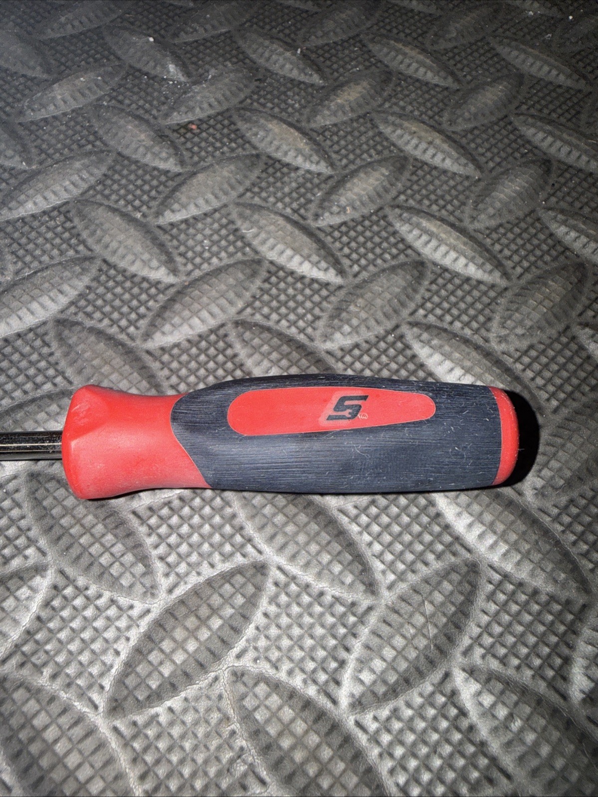 Snap-on Tools, SGD306B, RED, 3/16″ Flat Head Soft Grip Mini-Tip Screwdriver