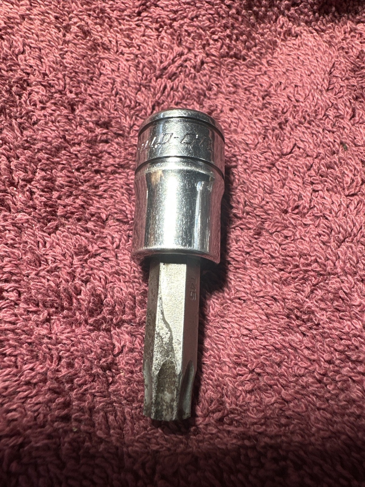 Snap-on Tools USA 3/8″ Drive T45 Standard Torx Bit Chrome Socket FTX45E