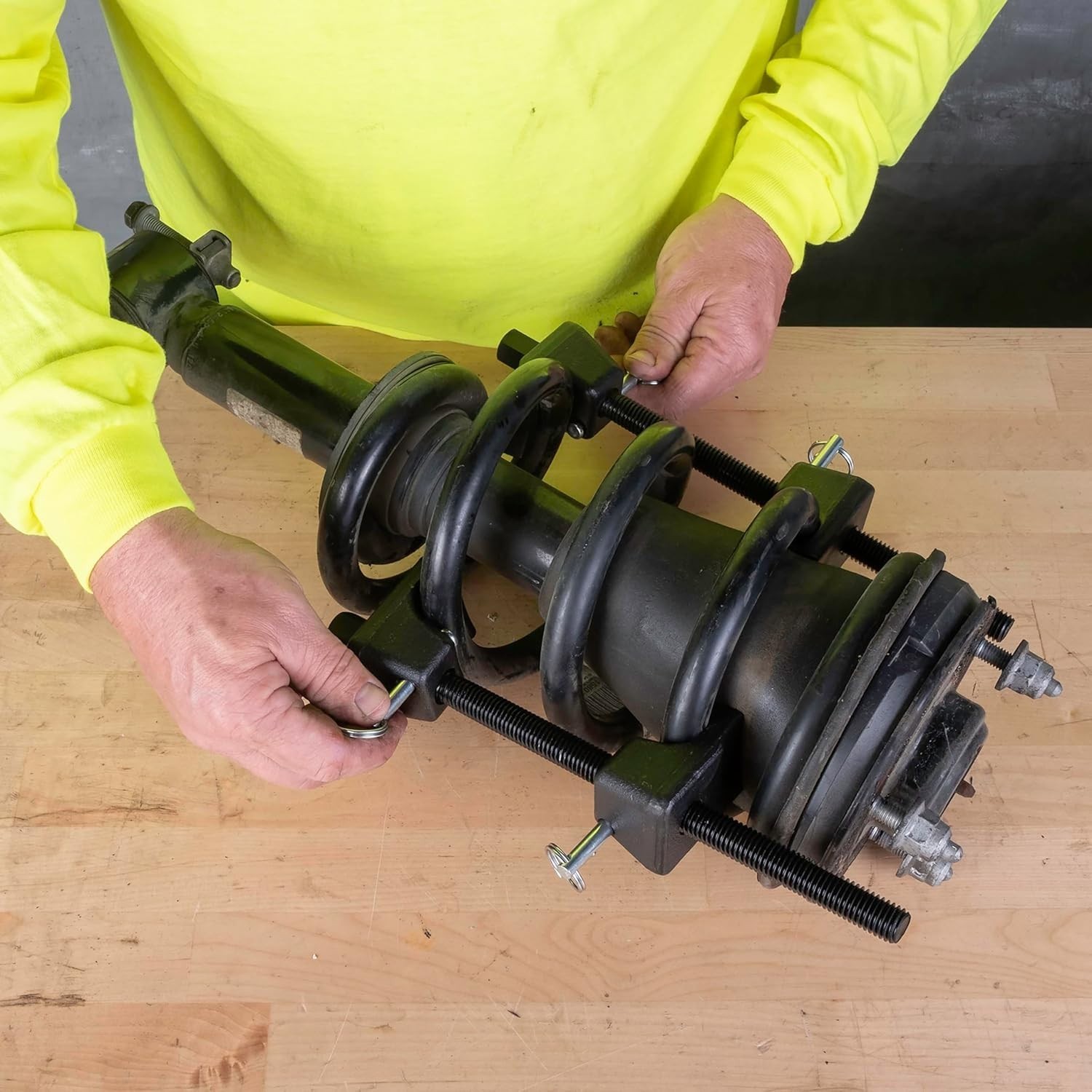 Coil Spring Compressor for Auto Maintenance