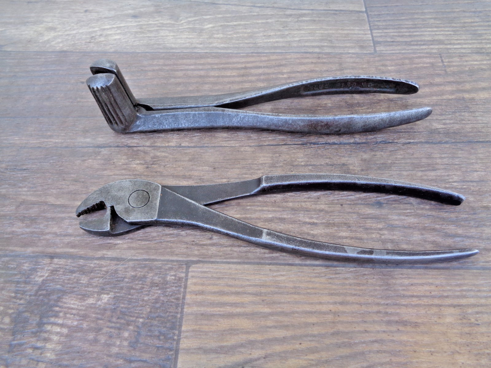 Vintage BLUE BIRD Battery Terminal Pliers – Lot of 2
