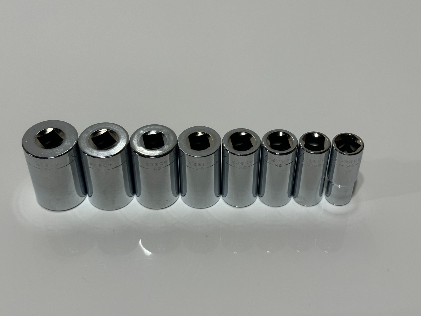 Craftsman USA NOS, RARE GK 8pc SAE Mid-Length Semi-Deep Socket Set – 3/8″ Drive