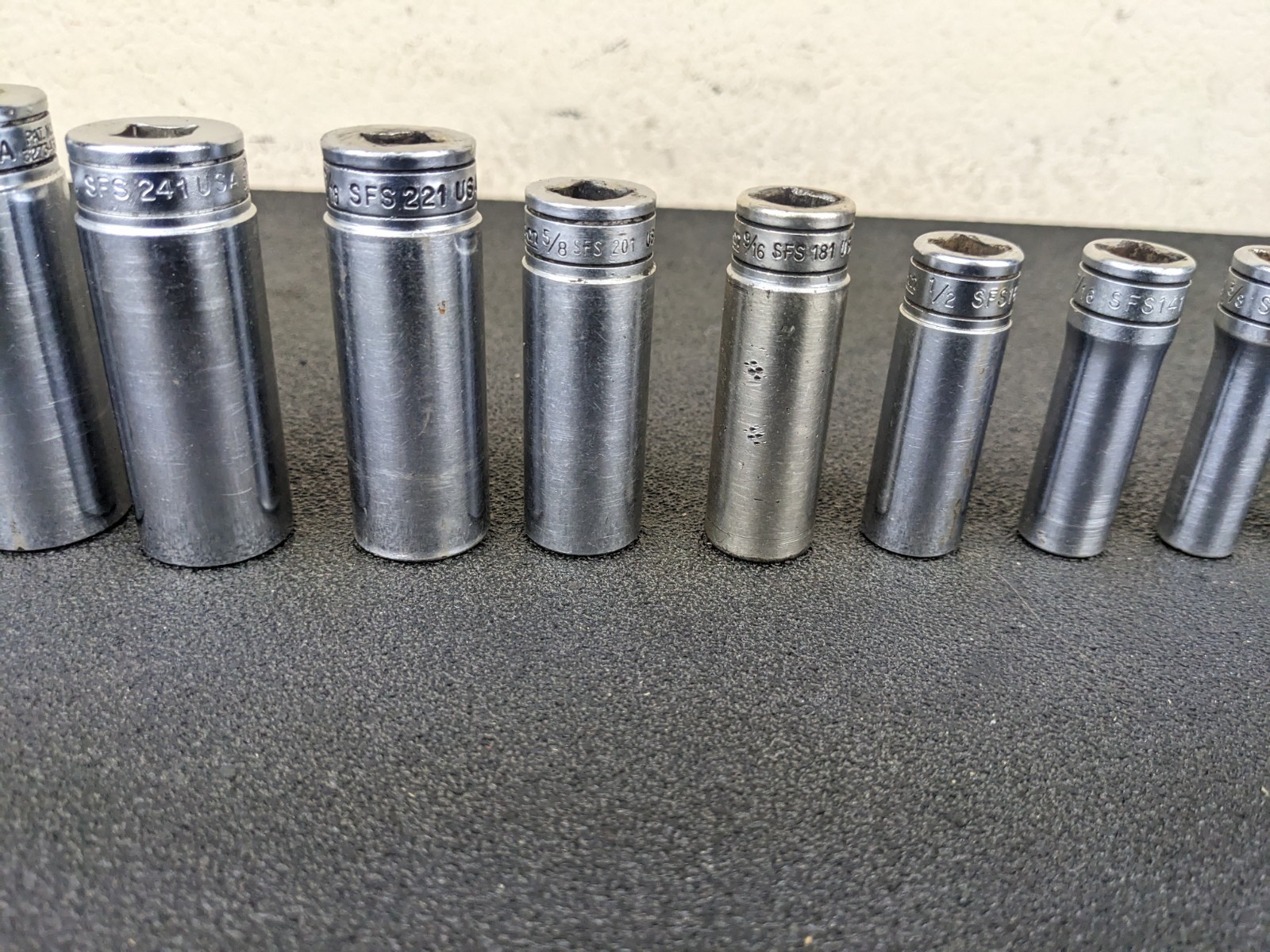 #bo384 Snap on Tools 211SFSY 3/8″ Drive Deep Chrome Socket Set Socket Set