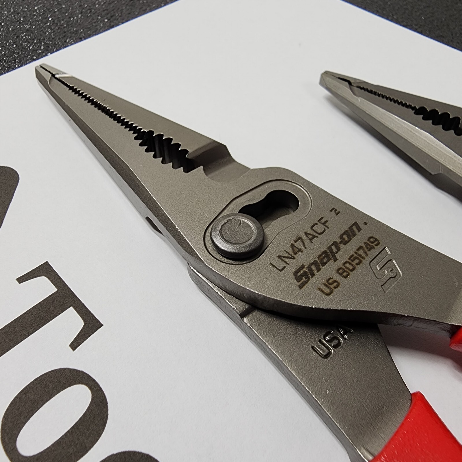 Snap-on Tools USA NEW 2pc RED 7″ & 9″ Soft Grip Long Nose Slip Joint Pliers Set