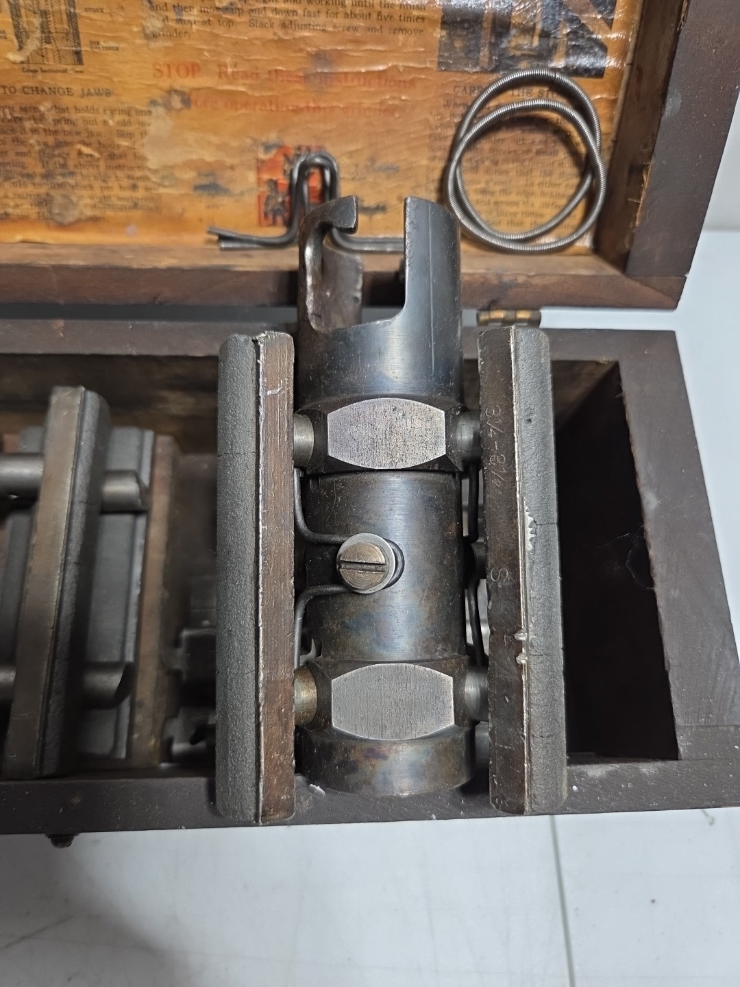Vtg Hutto Engineering Cylinder Honing Tool Engine Hone Deglazer Tool & 21 Stones