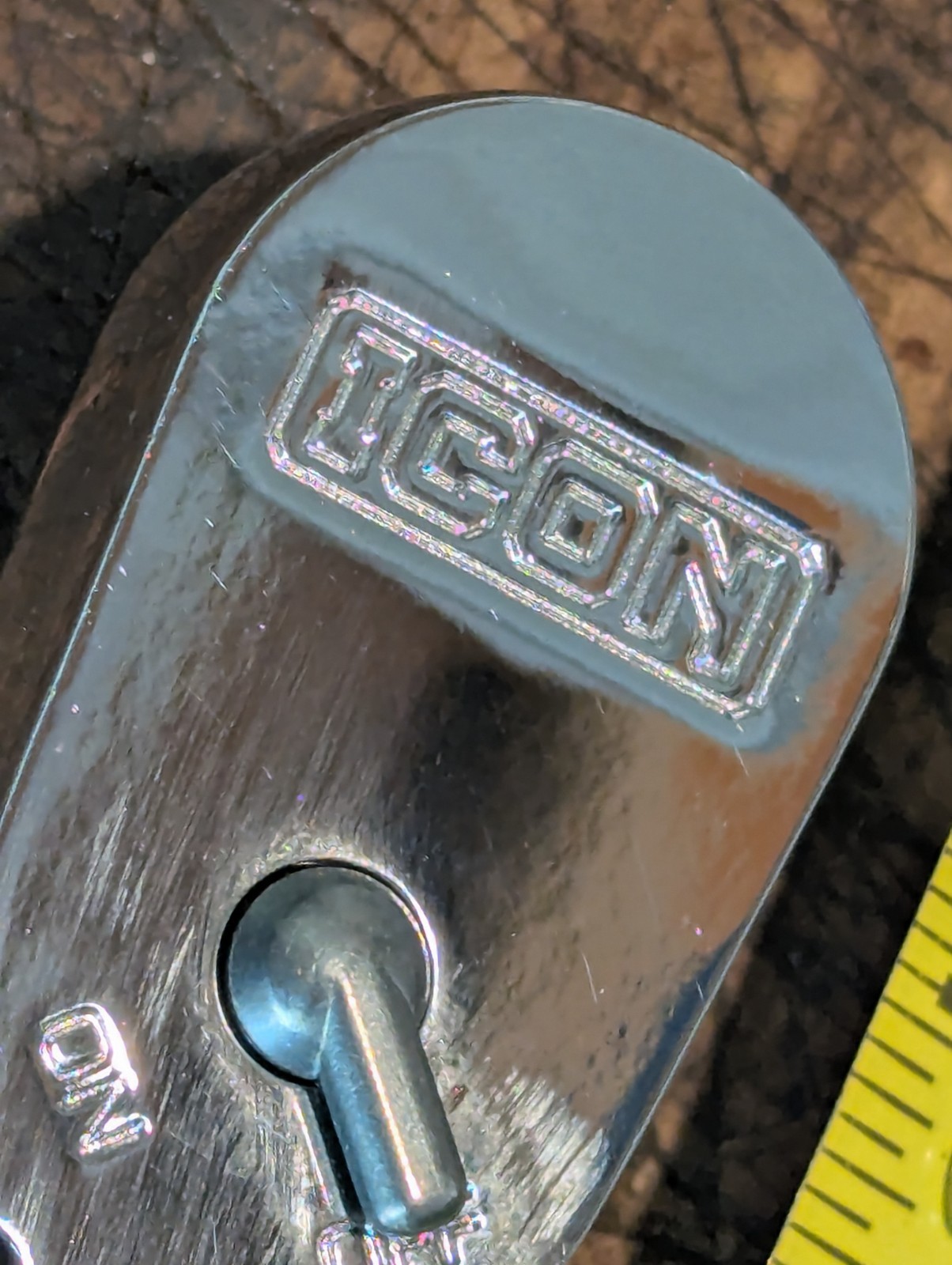ICON 3/8 Swivel Head Ratchet R2LKG