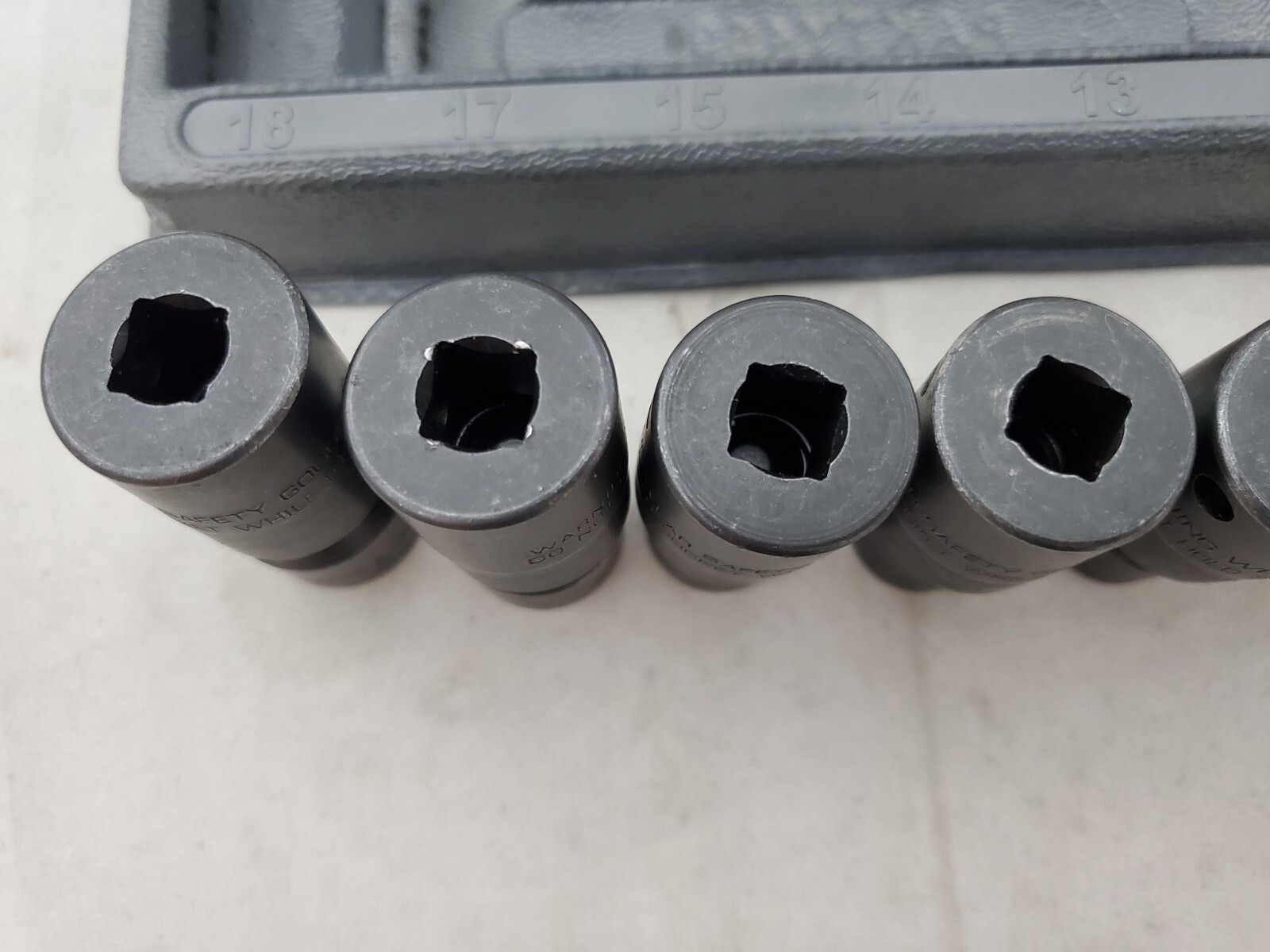 Snap On 207IPFM Metric Flank Drive Shallow Impact Swivel Socket Set, 7Pc 3/8Dr