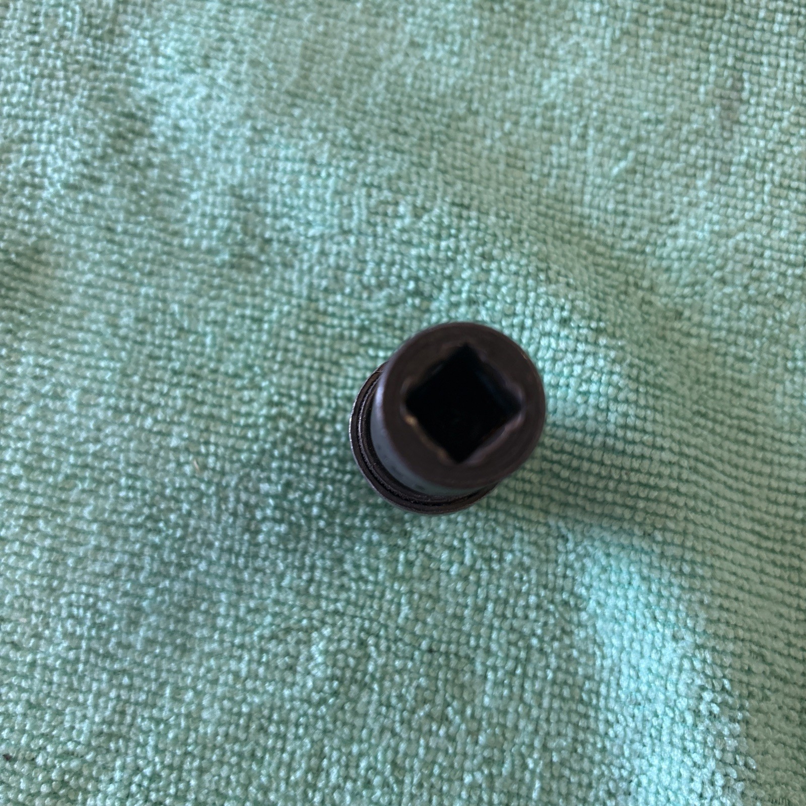 Snap-On 3/8” Drive Shallow Standard 7/16” 6 Point Swivel Impact Socket IMBF14D