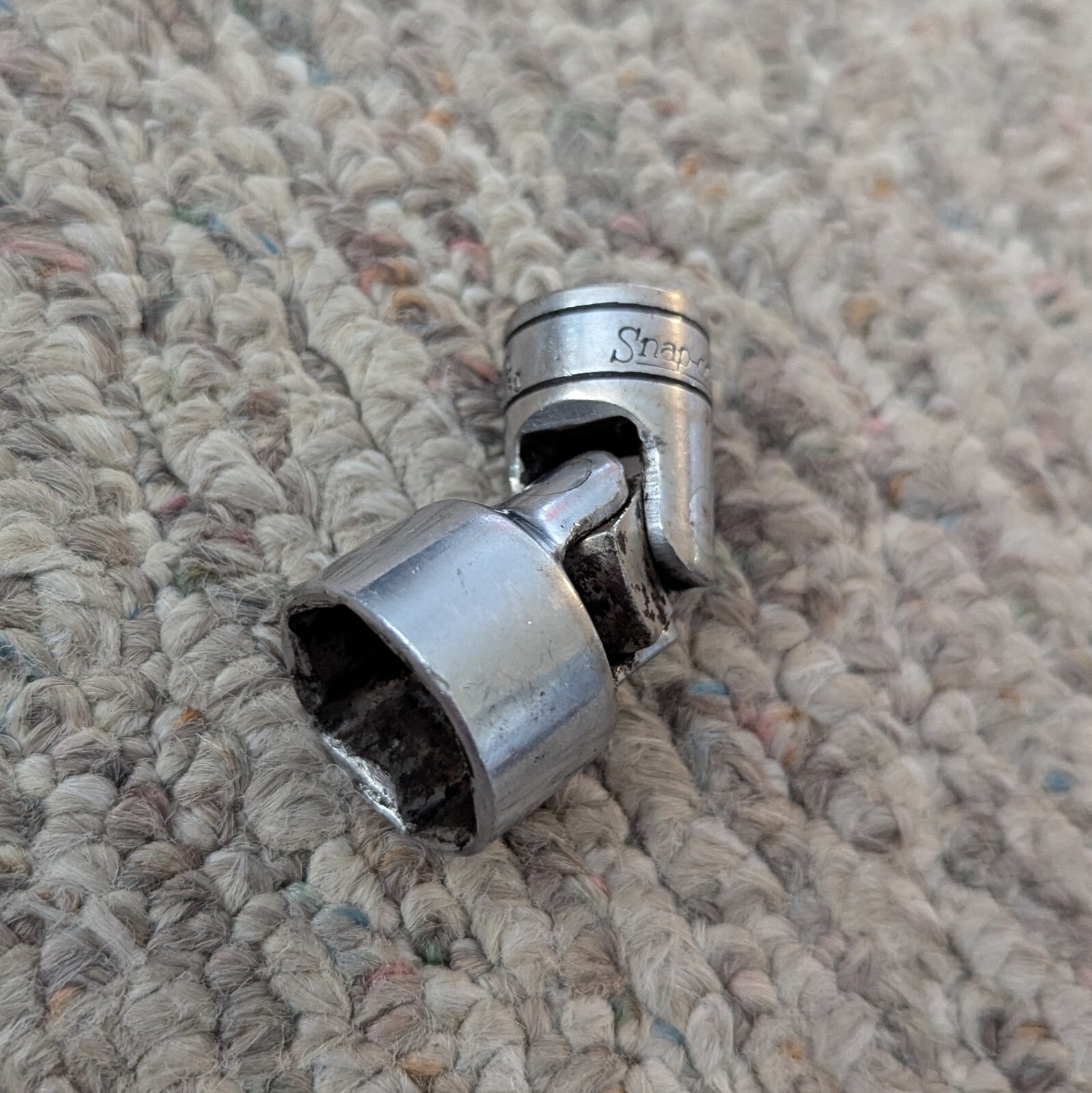 Snap-On FS24 Universal Swivel Shallow SAE 3/4″ Socket 3/8″ Drive 6 Point