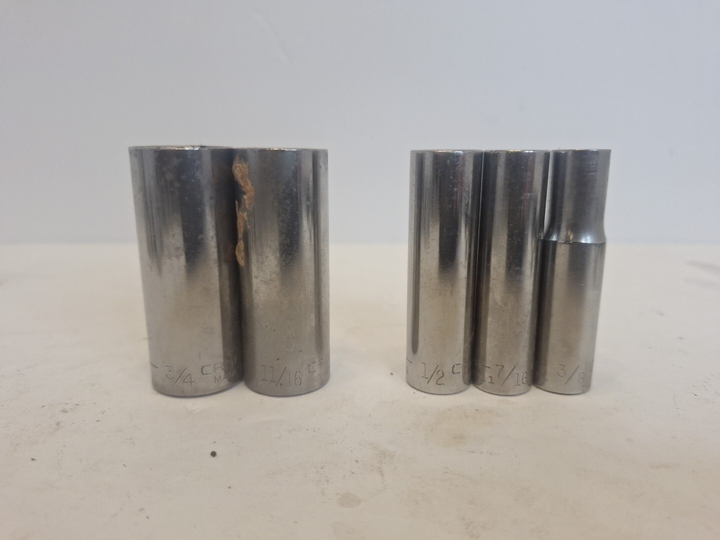 CRAFTSMAN 1/4″ Drive Deep Well SAE 6 Point Sockets 5 piece Set, Series G & V
